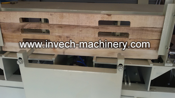 Wood pallet grooving machine1.jpg