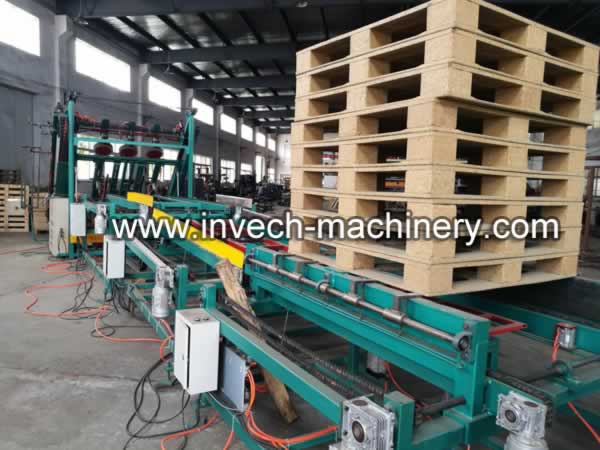 Semi-automatic pallet nailing machine1.jpg