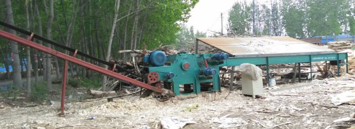 wood chipping machine