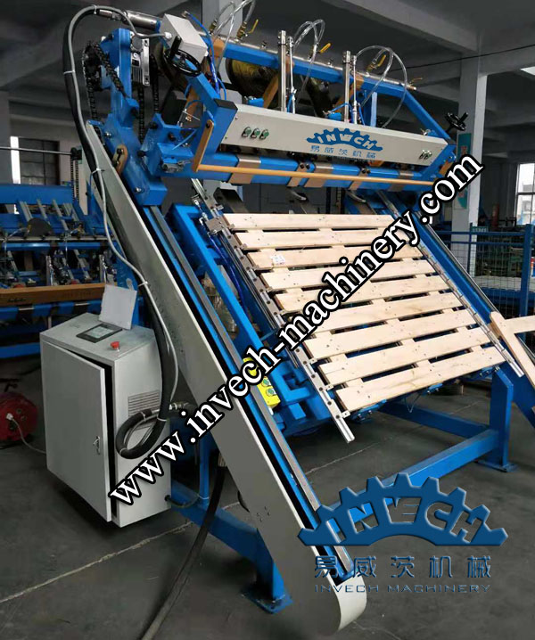 blocks wood pallet nailing machine.jpg
