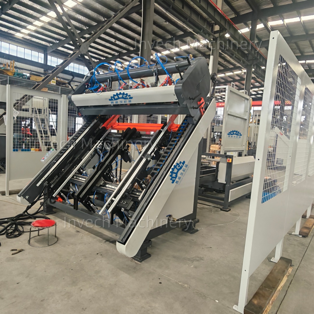 Pallet Nailer 1.jpg Pallet Nailer 1.jpg